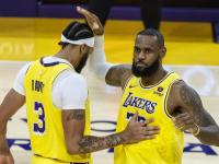 贝博体育-浓眉哥关键节点出色防守，MAD带队取胜！的简单介绍